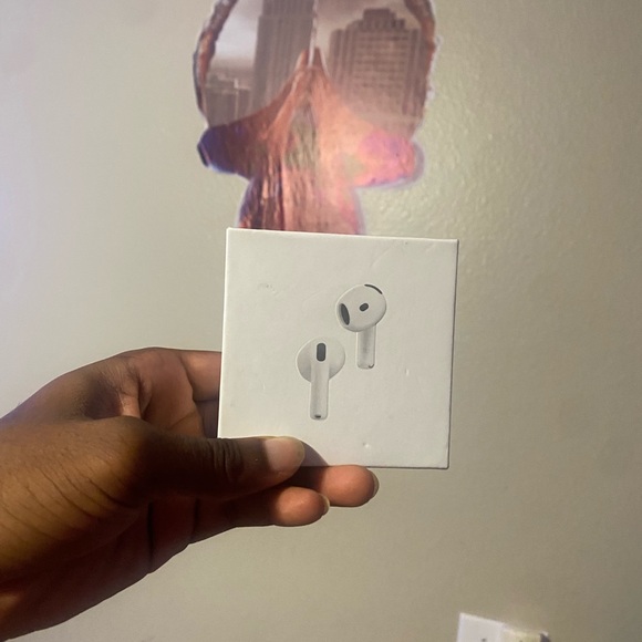 AirPod 4 noise canceling - White